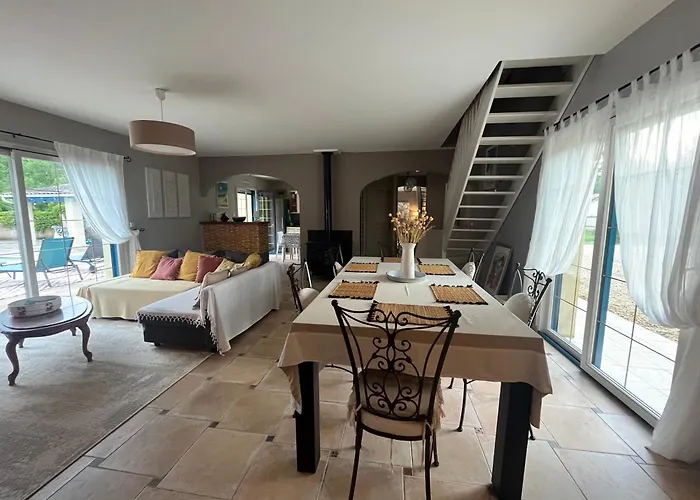 Maison De Vacances Avec Piscine