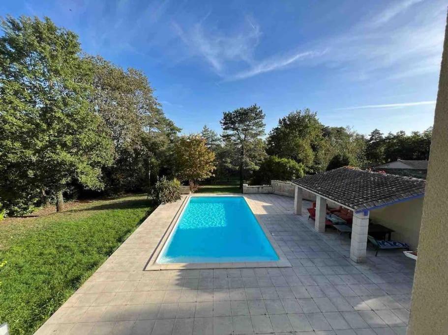 Holiday home Maison De Avec Piscine *